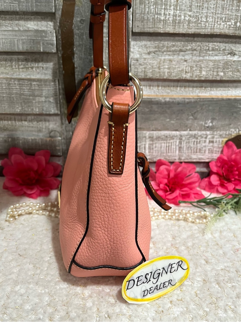 DOONEY BOURKE Pebble Grain Light Pink Shoulder Bag Like New - Picture 5 of 12